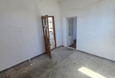 Spațiu comercial, de 70 mp, în Argeșelu - 1