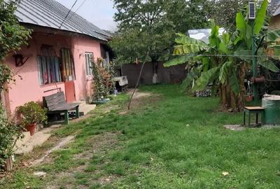 Casă cu 3 camere în Călinești - 2
