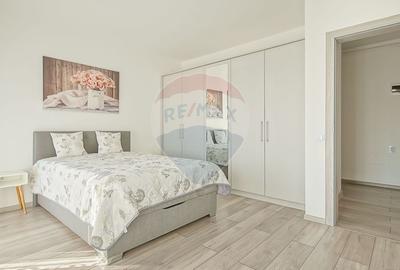 Apartament cu 2 camere decomandat, mobilat în Tractorul - 3