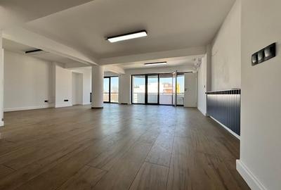 Apartament cu 3 camere decomandat în 1 Mai - 3