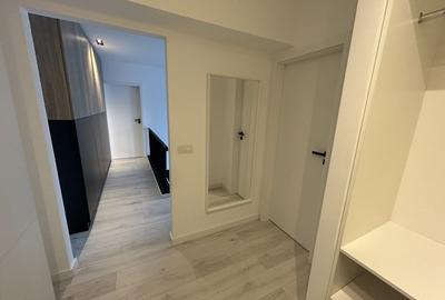 Apartament cu 3 camere decomandat în Barbu Văcărescu - 10