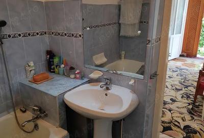 Casă cu 6 camere în Central - 9