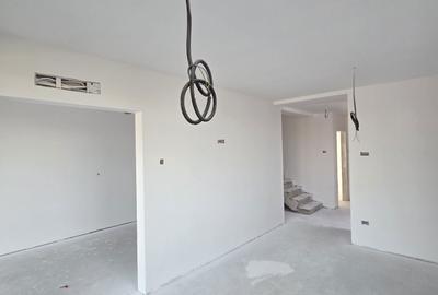Casă cu 4 camere în Central - 4