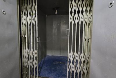 REC3000127 Spatiu Comercial cu vitrina la bulevard 300 mp Mihalache - 15