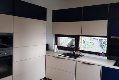 Casă individuală cu 5 camere în Cățelu