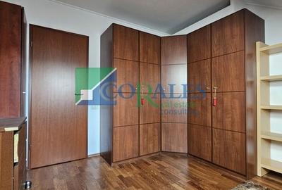 Pozitionat excelent in apropiere de Hotel Mercure. Pozitionat excelent in apropiere de Hotel Mercure. - 11