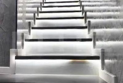 Casă cu Teren 400 Mp în Central - 12