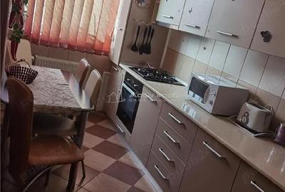 Apartament cu 3 camere decomandat în UTA - 4