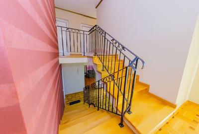 Casa / Vila cu 7 camere de vanzare - 8