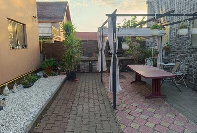 Casă cu 4 camere cu Teren 712 Mp în Utvin - 1