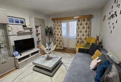 Apartament cu 3 camere decomandat în Alfa - 3