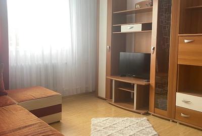 Apartament cu 2 camere nedecomandat, mobilat în Trivale