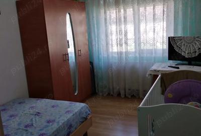 Proprietar, vand apartament 3 camere, decomandat - 4