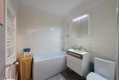 Apartament cu 4 camere decomandat în Crângași - 10