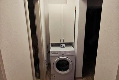 Apartament cu 3 camere decomandat în Vitrometan