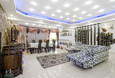 Casă individuală cu 5 camere cu Canalizare în Lumina - 1