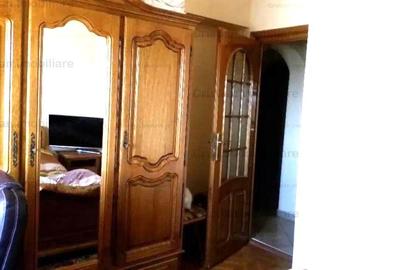 Apartament cu 2 camere decomandat în Radu Negru - 2