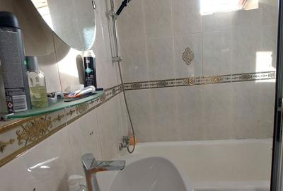Apartament cu 3 camere semidecomandat în Titan - 3