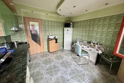 Apartament 4 camere spatios central zona linistita - 11