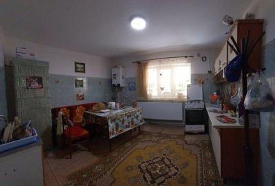 Casă cu 4 camere cu Teren 150 Mp în Central - 5