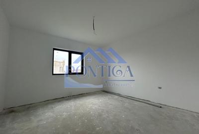 Casă cu 3 camere cu Canalizare în Lumina - 4