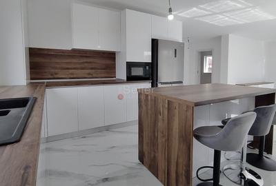 Casă individuală cu 3 camere cu Canalizare în Sânpetru - 2