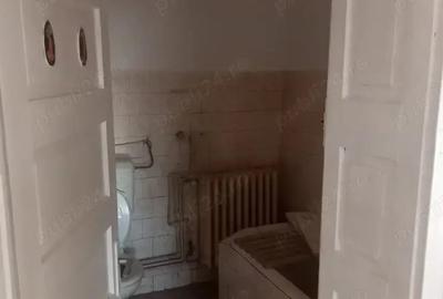 Apartament cu 3 camere decomandat în Central - 1