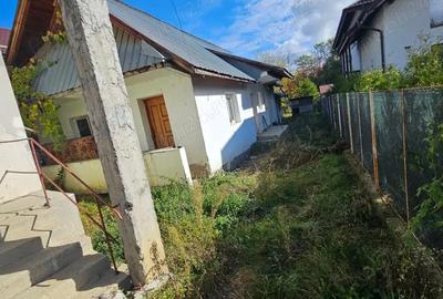 Casă cu 5 camere în Central - 1
