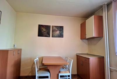 Apartament cu 3 camere, mobilat în Central - 15