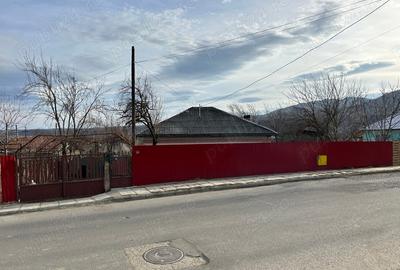 Casă cu 3 camere în Târgu Ocna - 2