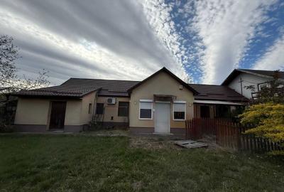 Casă cu 4 camere în Iosia - 1