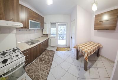 Apartament cu 3 camere decomandat în Central - 2