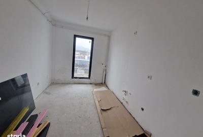 Apartament cu 3 camere decomandat în Mărișelu - 4