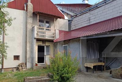 Casa spa?ioasa, 200 mp, 5 camere, zona Centrala, langa T - 3