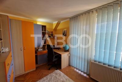 Casa individuala teren 979 mp gradina curte si terasa de vara Rasinari - 11