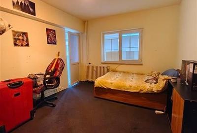 Apartament de vanzare cu 3 camere decomandat, cartierul Manastur Cluj Napoca Apartament de vanzare cu 3 camere decomandat, cartierul Manastur Cluj Napoca - 10