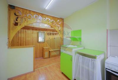 Apartament cu 2 camere semidecomandat, mobilat în Valenta - 7
