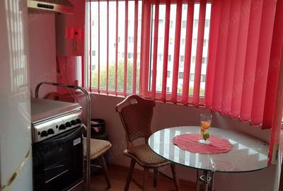 Garsonieră decomandată în Central - 6