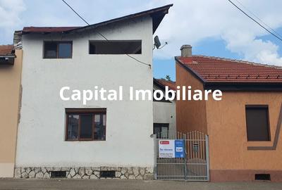 Casă duplex 5 camere/ Spatiu Comercial