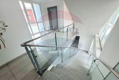 Apartament cu 2 camere semidecomandat, mobilat în Romanilor - 7