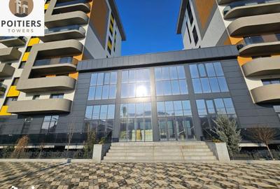 Spațiu comercial, de 825 mp, în Central