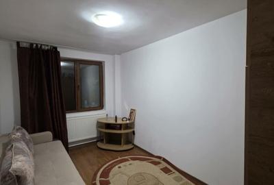 Apartament cu 2 camere decomandat în Micro 19 - 3