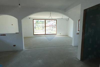 Casa cu 3 camere, de vanzare, in Tau?ii Magherau? - 7