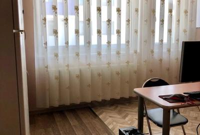 PF inchiriez in zona VIVO apartament ultrafinisat - 4