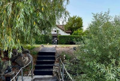 OPORTUNITATE ! Delta Dunarii - Casa de vacanta - 2 duplexuri + 4 cabane - 11