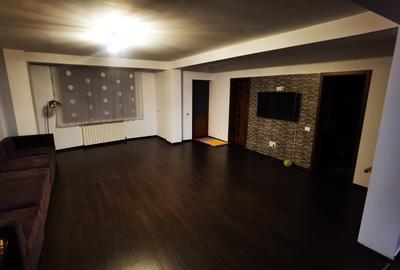 Navodari(Centru)- Casa D+P+2+T, construcție solidă, disponibila imediat - 14