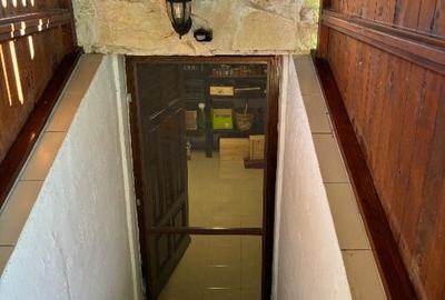 DIRECT DE LA PROPRIETAR /CASA /FINISATA/str. ROMUL LADEA/Teren-639  mp/ PRET NEG - 5