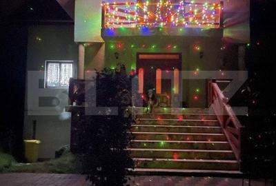 Casă cu 8 camere cu Teren 3500 Mp în Central - 17