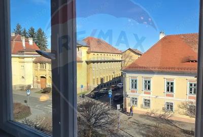 Apartament cu 2 camere decomandat în Central - 8