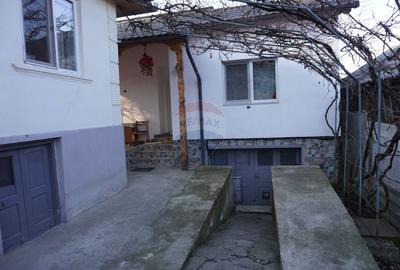 Casă cu 5 camere cu Teren 1500 Mp în Central - 7